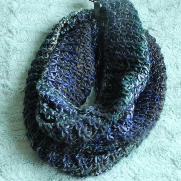 Knit Infinity Scarf - Picture 3 of 8
